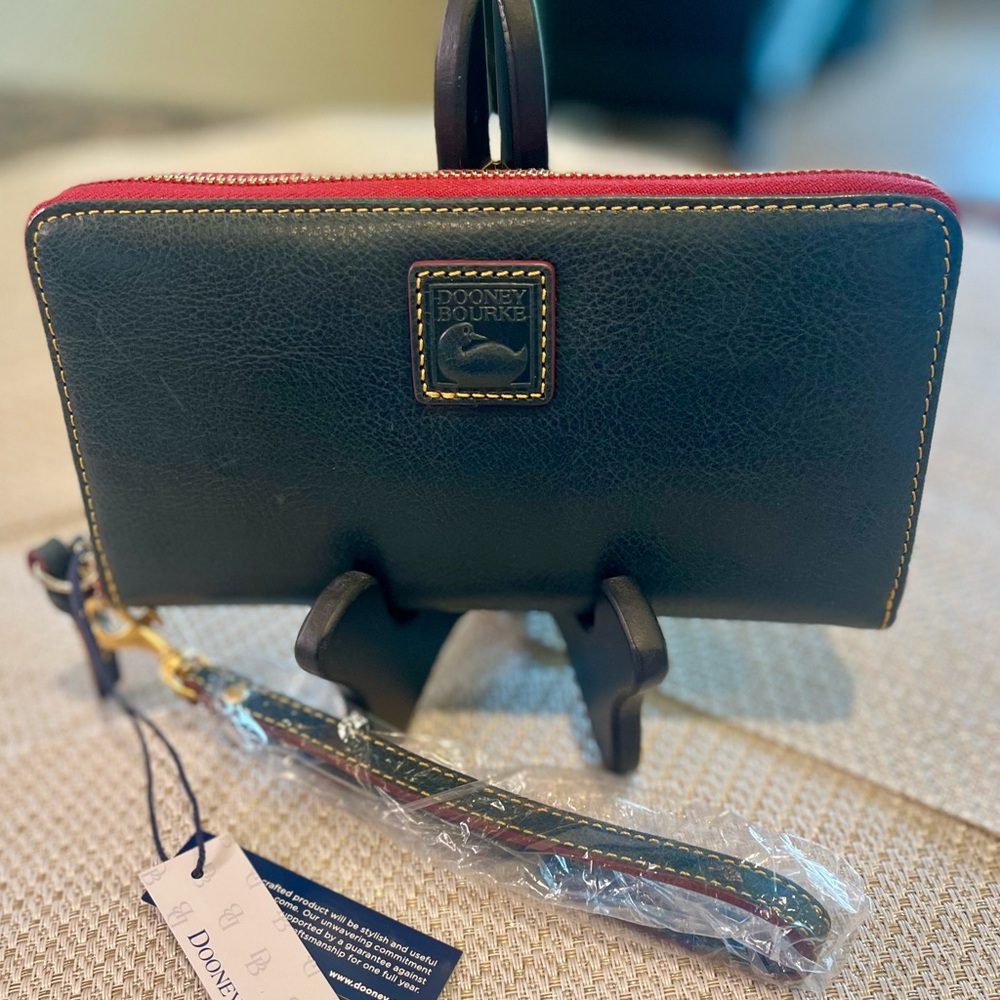 Dooney & Bourke Florentine Large Zip Around Wristlet